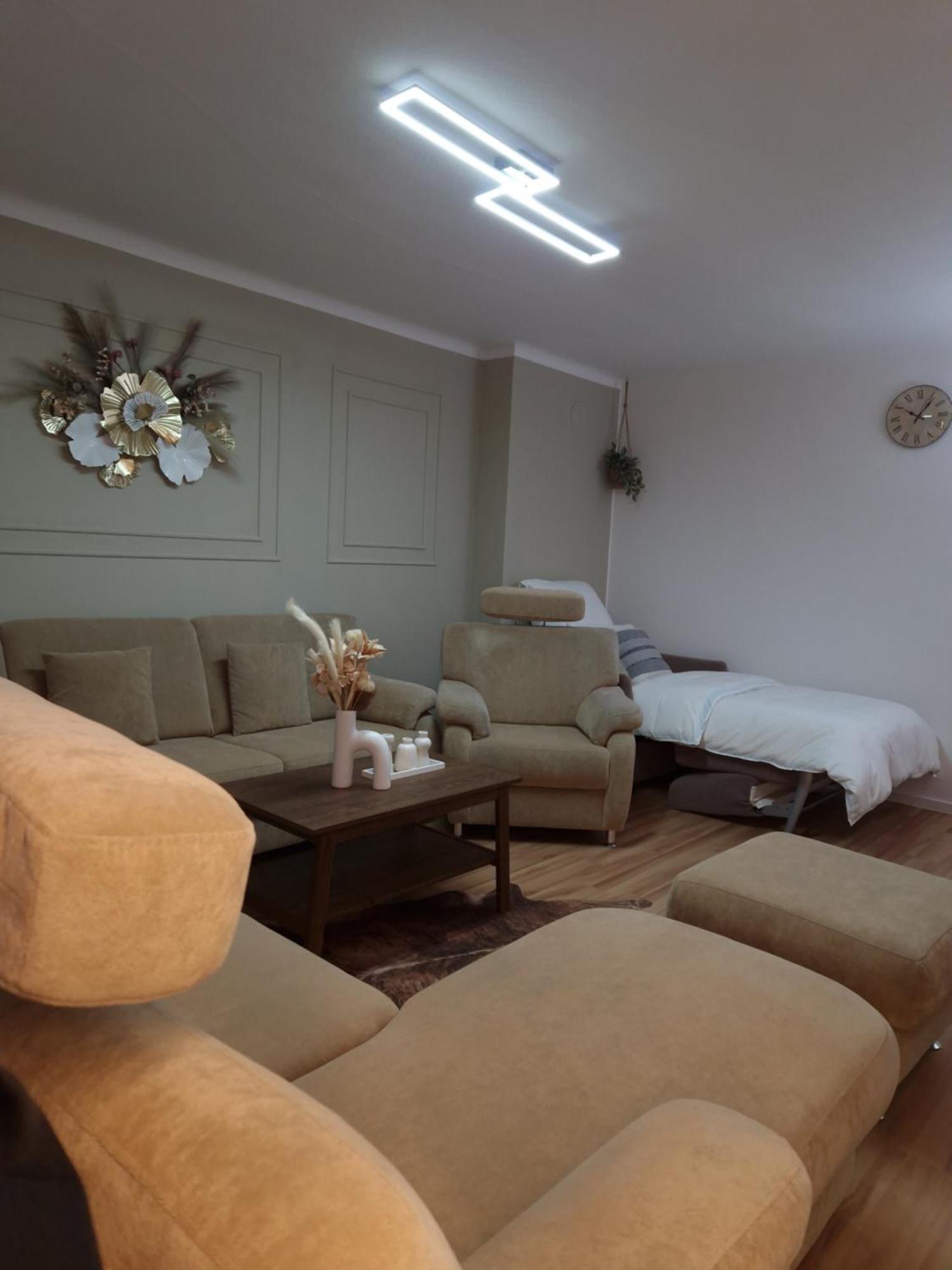 Saarzauber Apartments Ferienwohnung Саарбрюкен Екстериор снимка