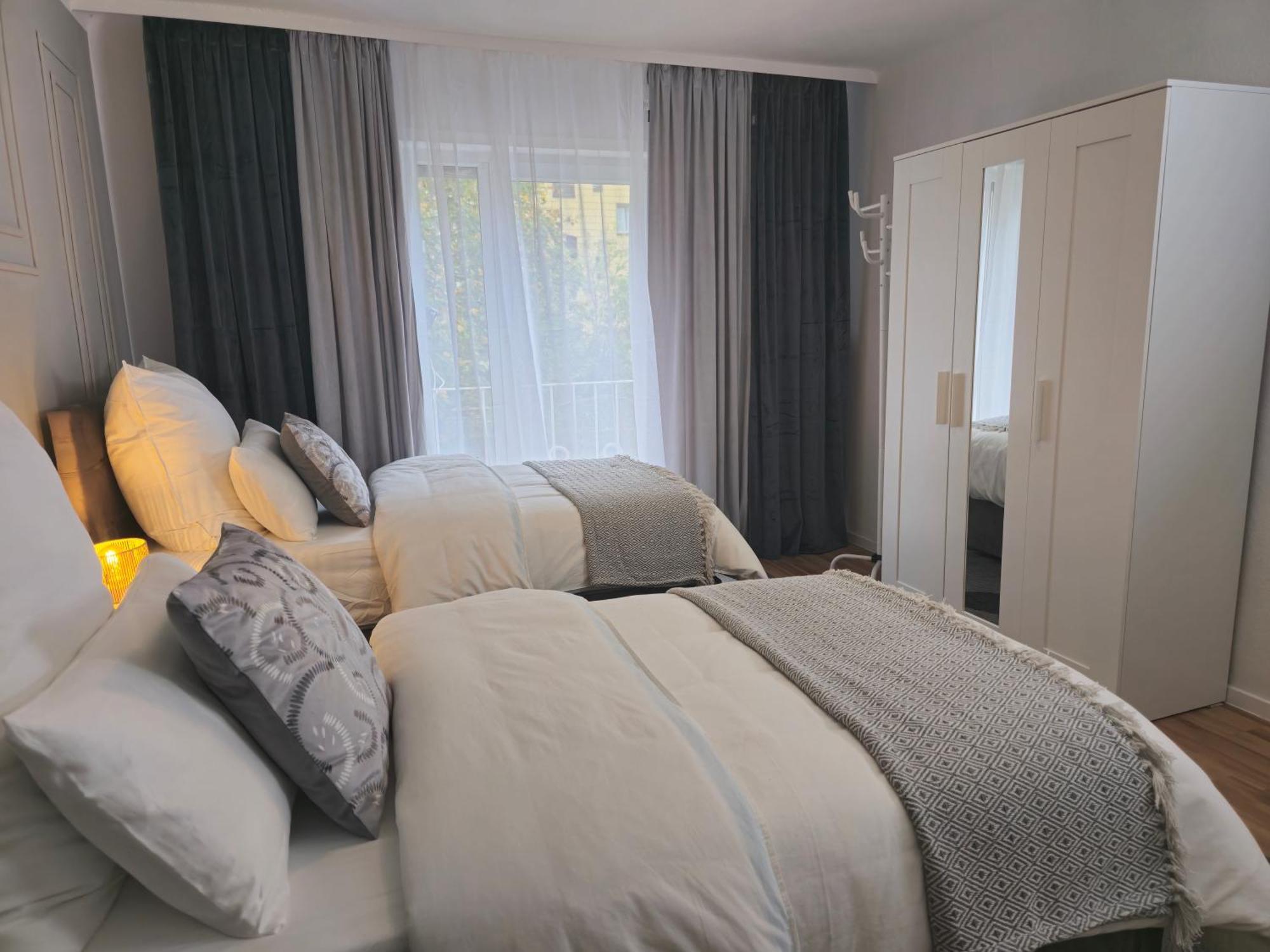 Saarzauber Apartments Ferienwohnung Саарбрюкен Екстериор снимка